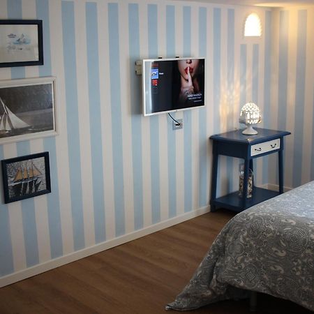 La Mansarda Sul Porto Apartment Понца Екстериор снимка